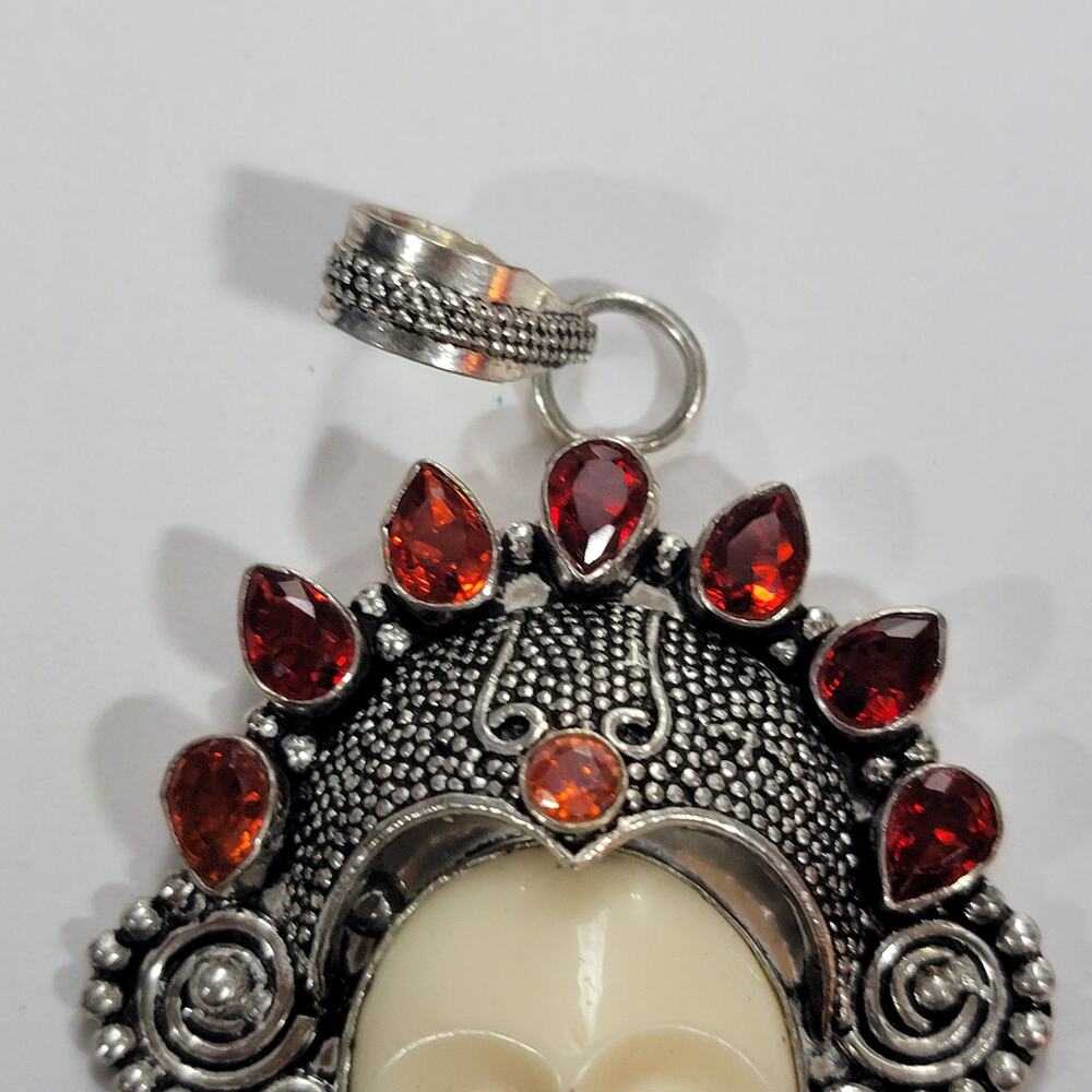 Goddess Pendant Carved Face Sterling Silver with Garnet - Picture 7 of 10